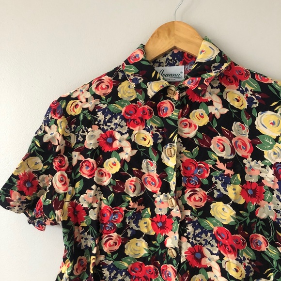 Vintage Tops - Vintage bold floral short sleeve button down shirt